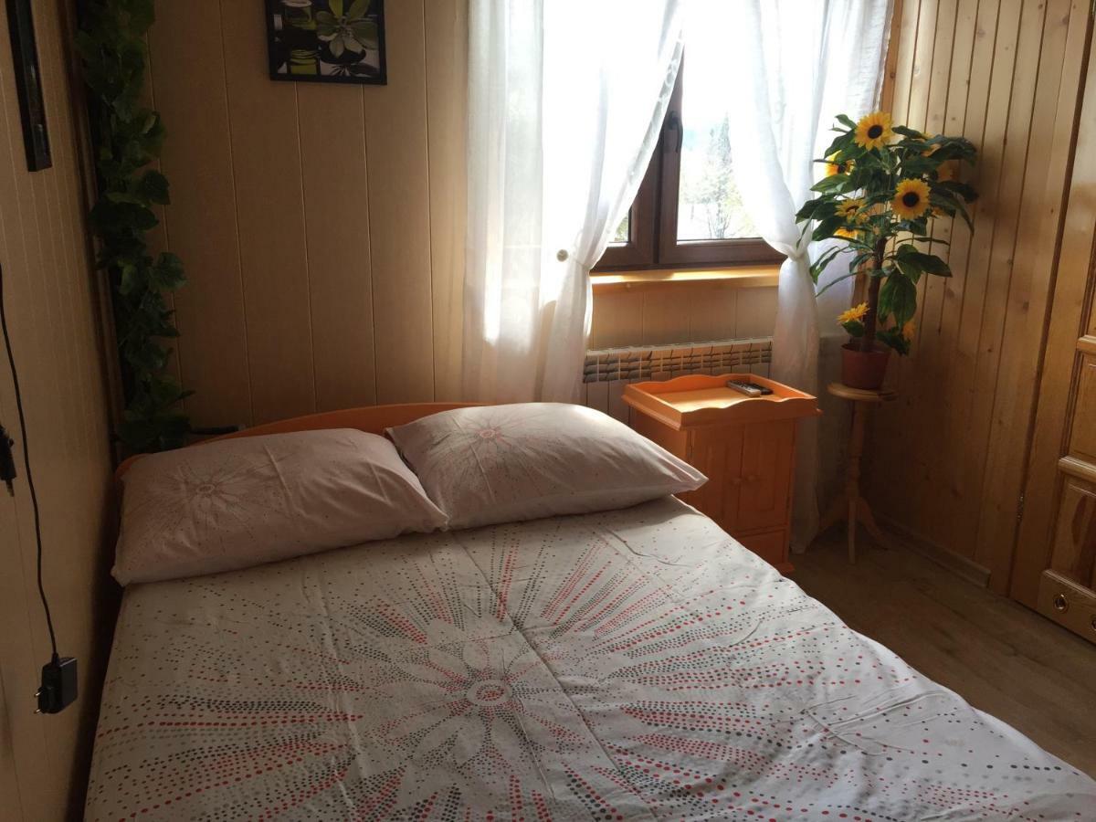 Pokoje U Eli Appartement Brzegi  Buitenkant foto